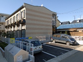 レオパレスパティオＮＳ の外観