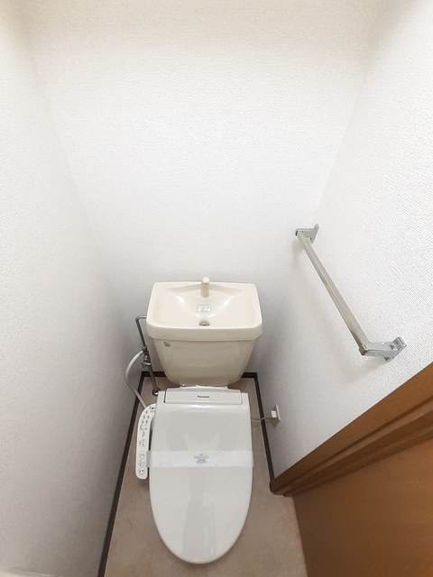 プログレス Aのトイレ