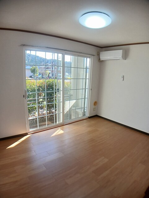 プログレス Aの居間・リビング