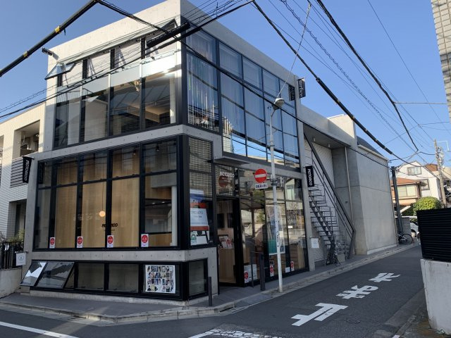 Cabina表参道の外観