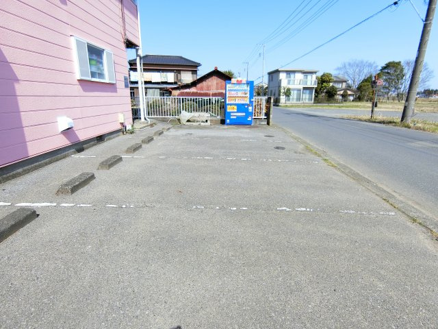 アビタシオンの駐車場