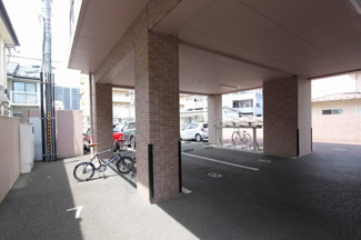 【駐車場】 | 駐輪場・駐車場