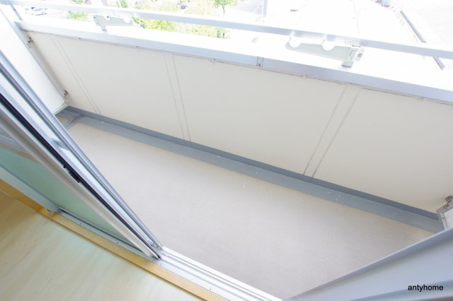 アーデン江坂3　仲介手数料無料のバルコニー