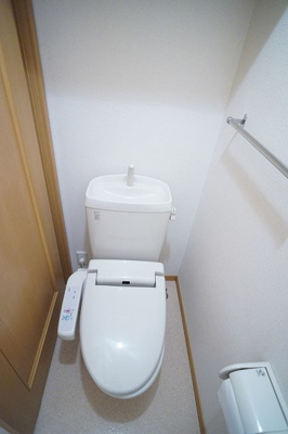 【トイレ】 | エレガンス・ヴィラⅢ