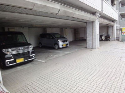 【駐車場】 | ジョイフル東野