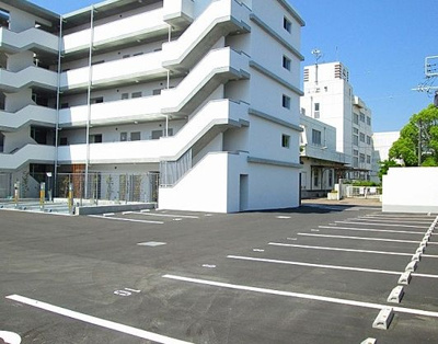 【駐車場】 | パノラマ南鴨宮 | ネット無料。駐車場です