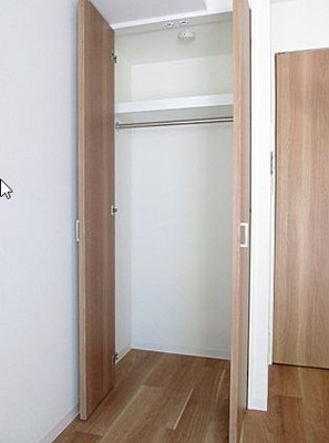 【収納】 | パノラマ南鴨宮 | ネット無料。お洋服がたくさん入りますね。