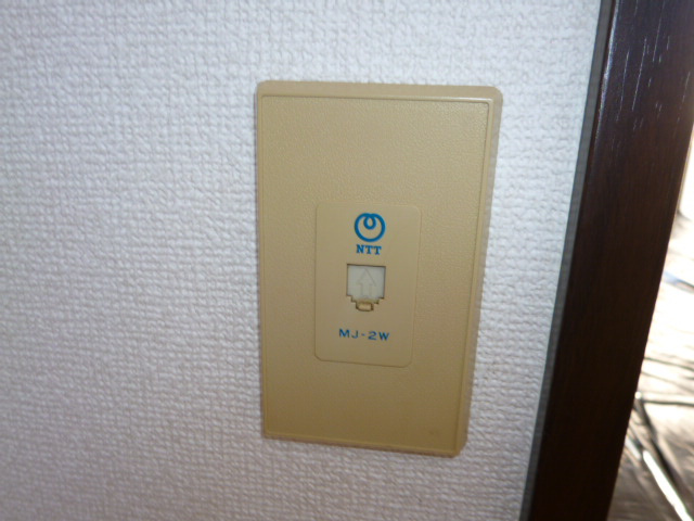 コーポラスワタナベの設備|電話モジュラー
