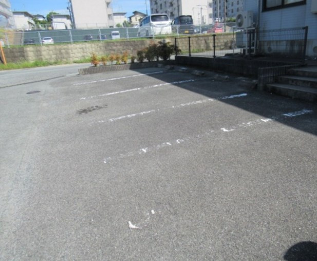 ペイサージュドミールの駐車場|駐車場があります