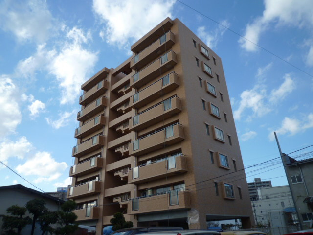 ビバリースクエア老松の外観