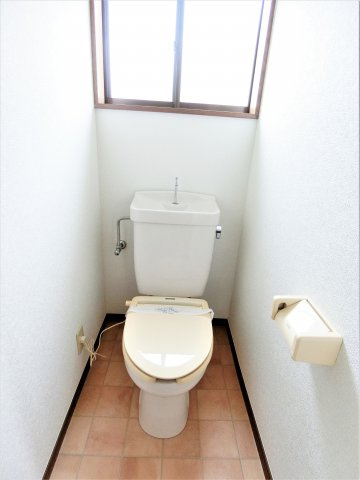 大網白里市南横川アパートのトイレ