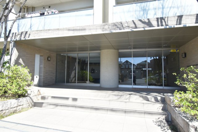 【エントランス】 | グランドメゾン日野万願寺　「万願寺」駅徒歩7分