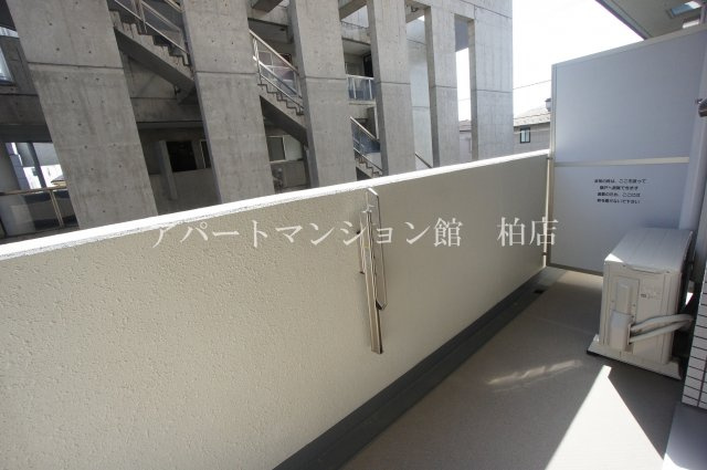 ベルフィオーレ千代田のバルコニー
