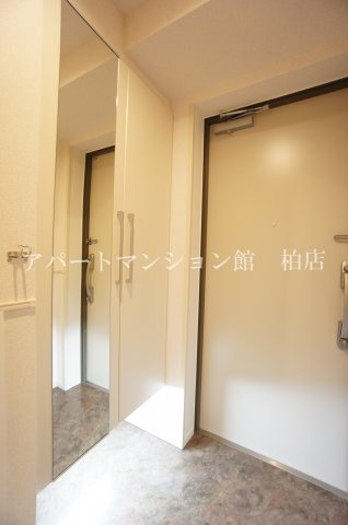 ベルフィオーレ千代田の玄関