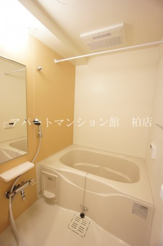 ベルフィオーレ千代田の浴室