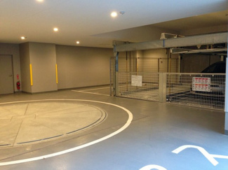 【駐車場】 | 敷地内駐車場