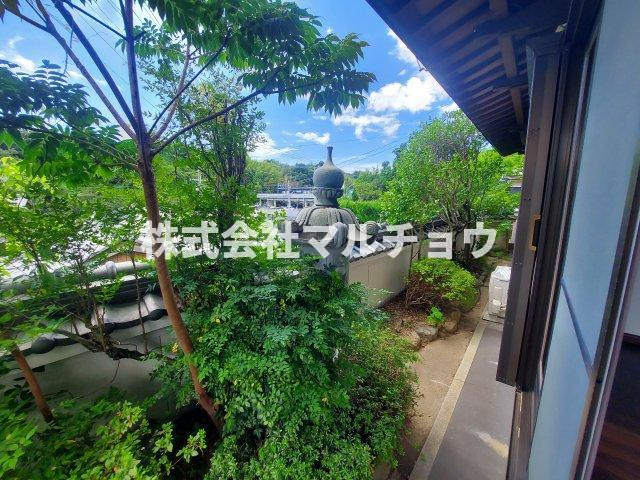 朝来一戸建の庭|お庭で自由な時間を過ごせます