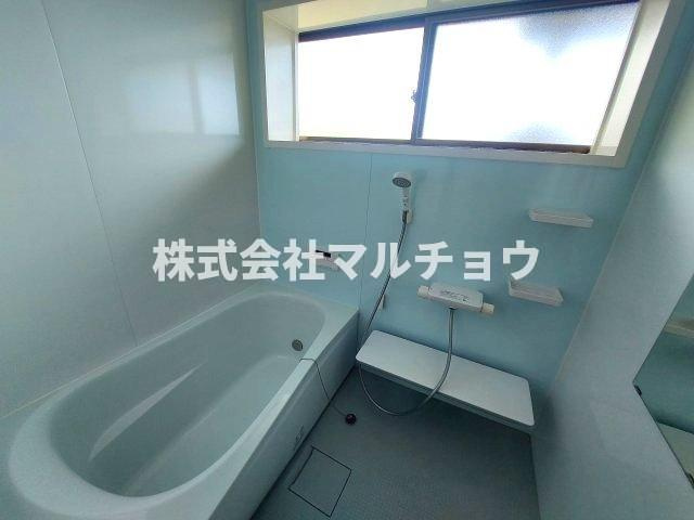 朝来一戸建の浴室|ゆったり過ごせるお風呂です
