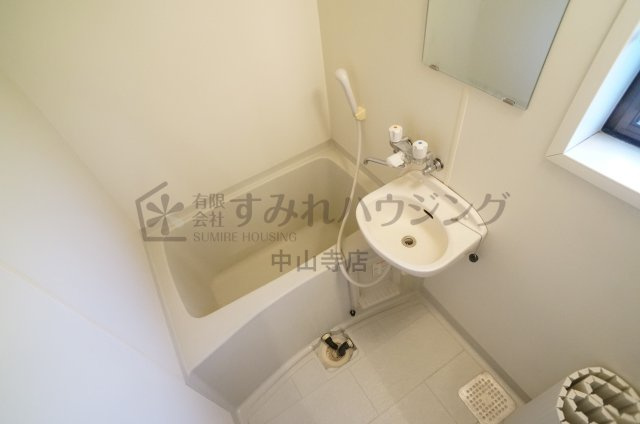 クオリティ宝塚の浴室