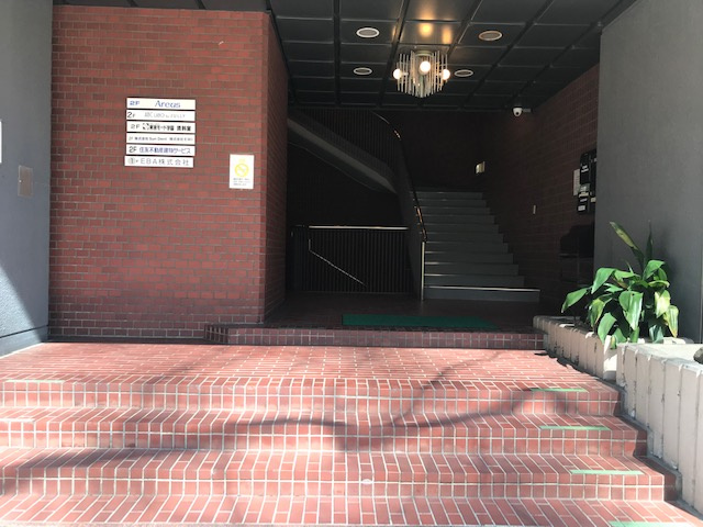 ストークマンション新宿のエントランス