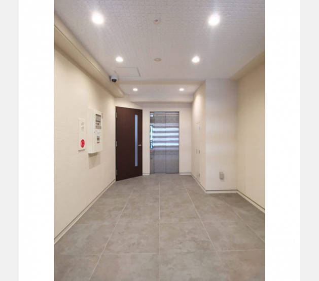 【エントランス】 | ADONIS COURT | エントランスです