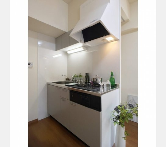 【キッチン】 | ADONIS COURT | 使いやすいキッチンです