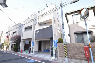 【外観】 | 現地見学や資料請求などお気軽にお問合わせ下さい
周辺環境とあわせて現地ご案内致します。