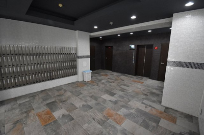 【エントランス】 | フレアコート梅田 | エントランスです