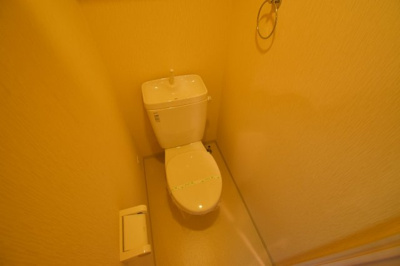 【トイレ】 | プレサンス天満橋アンジェ | コンパクトで使いやすいトイレです