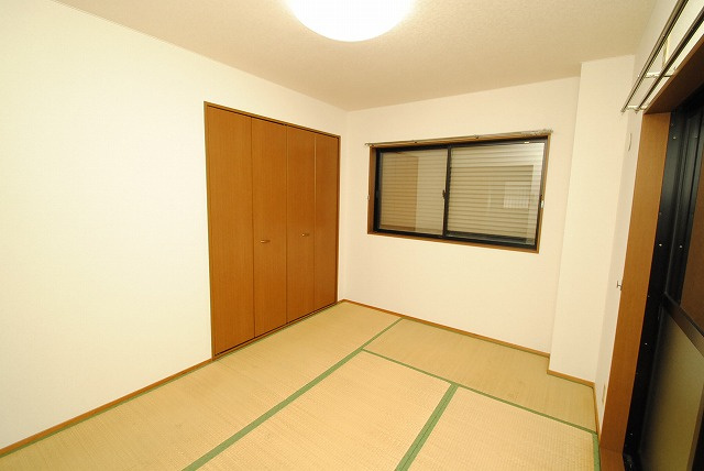 ＲＡ長門石の和室|同物件類似写真