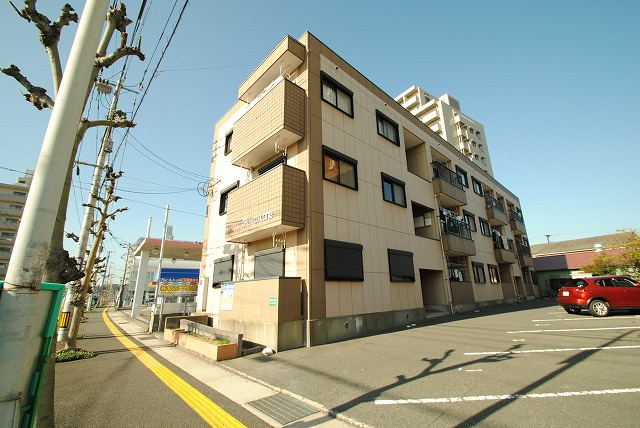 ＲＡ長門石の外観