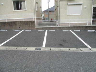 【駐車場】 | アンソレイエ 西館