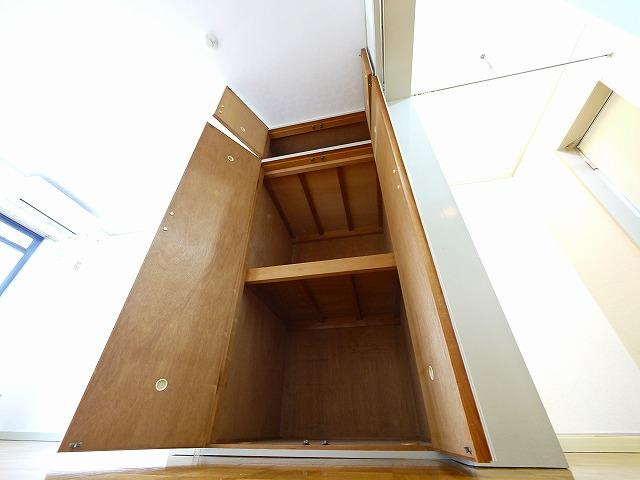 シャーウッドの収納|大きなものも収納できそうです