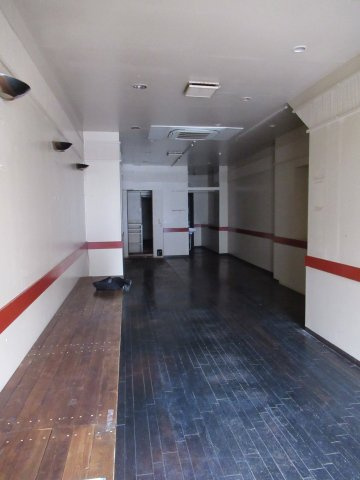 小性町貸店舗（缶詰バー跡）の内装