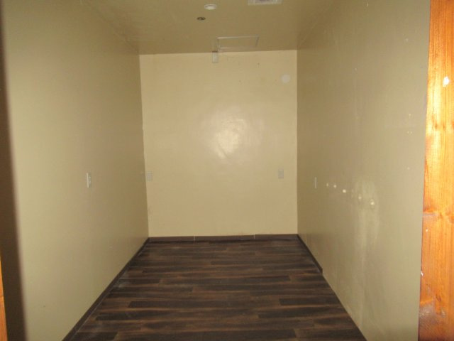 小性町貸店舗（缶詰バー跡）の内装