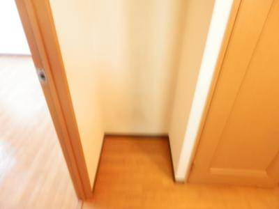 グランコスモ御所東のその他|冷蔵庫設置スペース