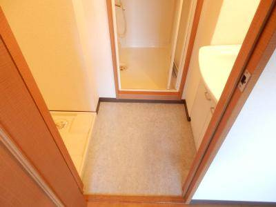 グランコスモ御所東の浴室|脱衣所