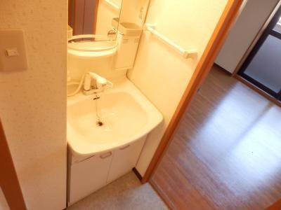 グランコスモ御所東の独立洗面台|独立洗面台