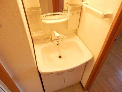 グランコスモ御所東の洗面所|独立洗面台