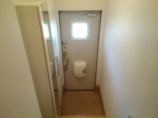 プラシードアロッジオの玄関