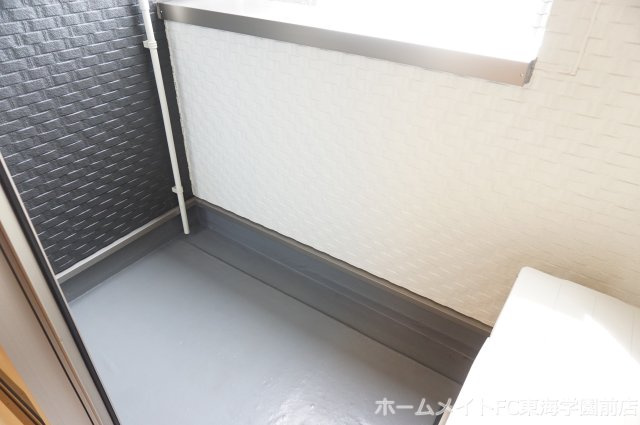 合志市須屋のアパートのバルコニー