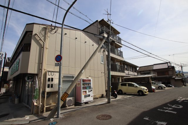【外観】 | 栄町フラッツ