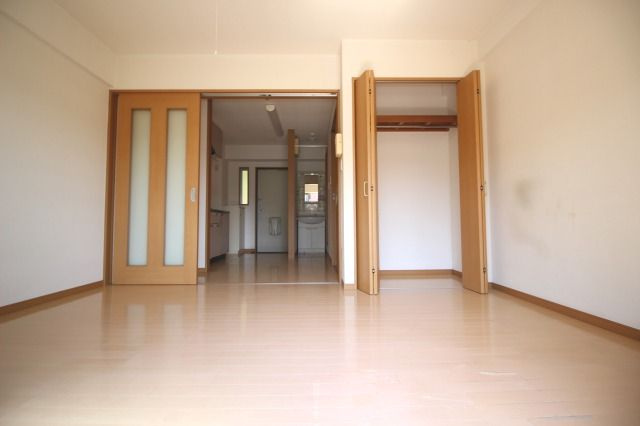 オレオール池の洋室|広々とした洋室です