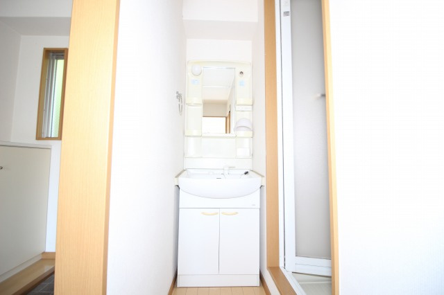 オレオール池の独立洗面台|独立洗面台です