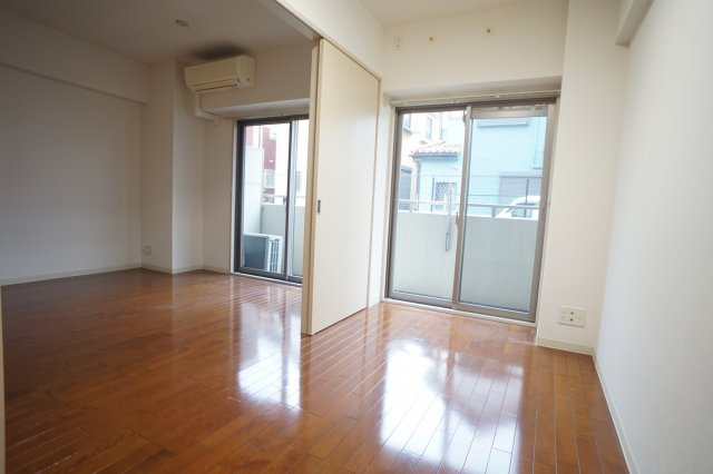 船橋市前原東２丁目の賃貸マンションの外観|※写真は別のお部屋です。