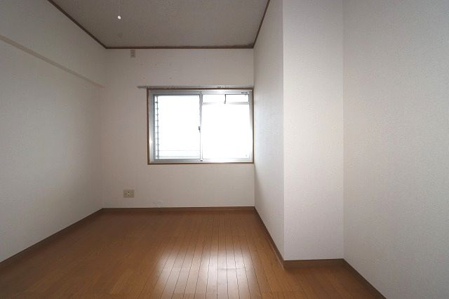 メゾンふだばの洋室|きれいな洋室です