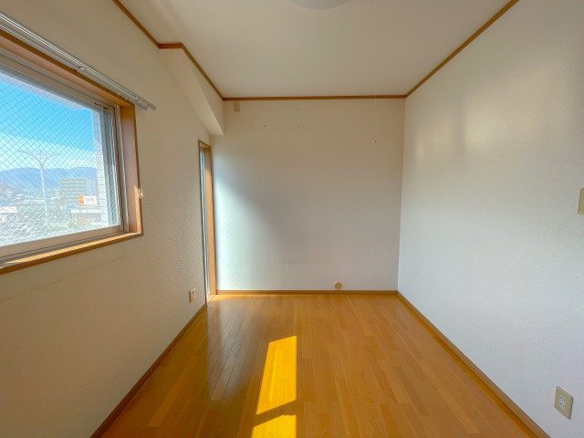 メゾンふだばの洋室|ゆったりした洋室です