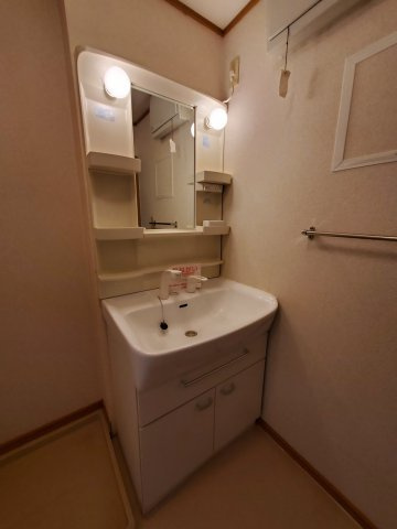 ペジーブルメゾンの独立洗面台