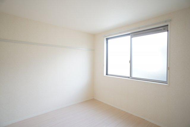 ＣＡＳＡ・ＶＥＲＤＥ　Ａ棟の洋室