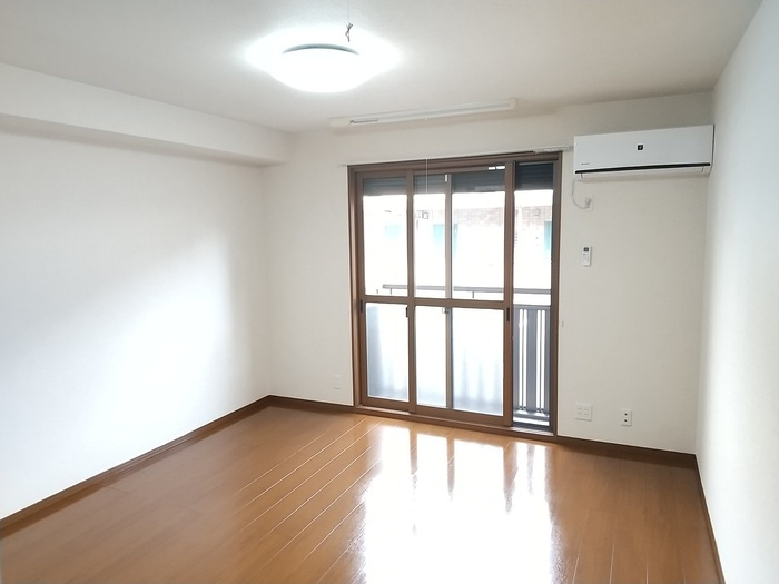 ヴァンヴェールBの居間・リビング